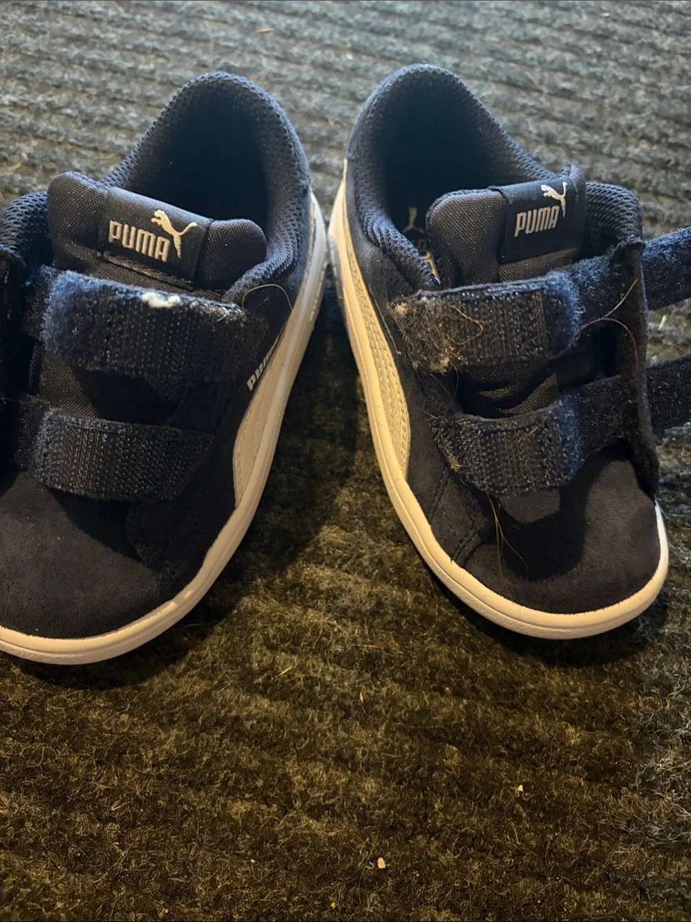 Puma Kids Classic Suede Navy/White Velcro Sport Sneakers - Sz:8